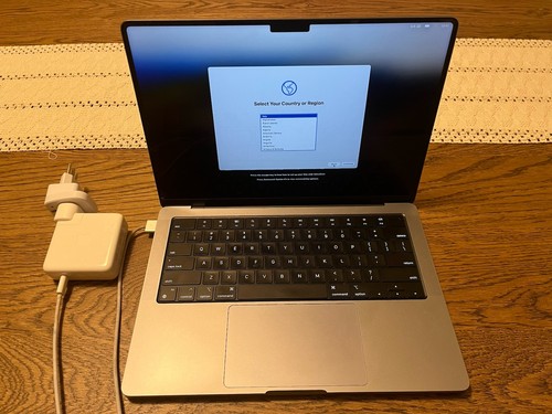 Apple macbook pro - apple,