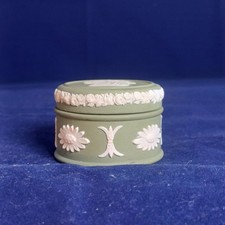 WEDGWOOD Jasperware Verde