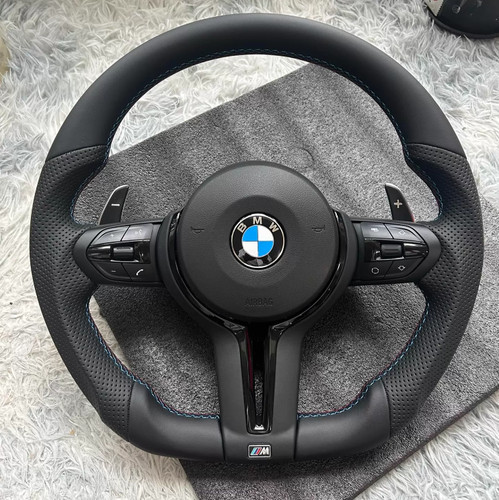 Volante bmw performance - m,