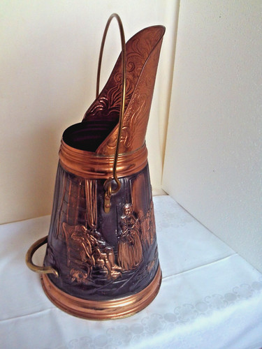Contenitore carbone ottone