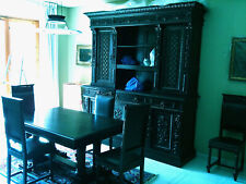 Mobili sala completo - tavolo, 6 sedie e credenza. Noce primi 900