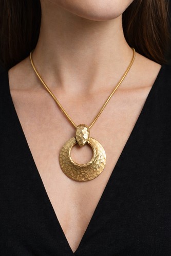 Collana con ciondolo