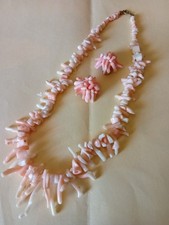 Collana ed orecchini in vero