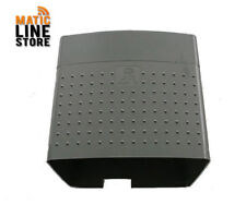 BFT COPERCHIO IN PLASTICA PER MOTORE CANCELLO SCORREVOLE ICARO 2600603