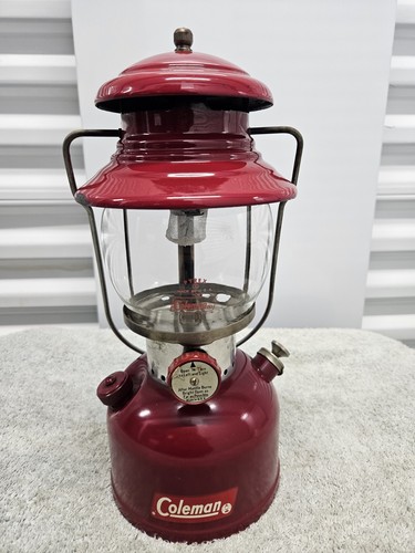Coleman 200a burgundy vintage - 200a,