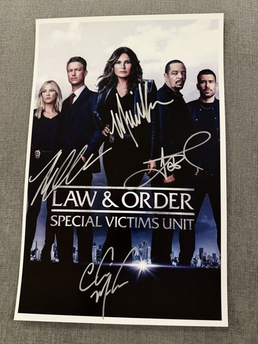 Poster firmato mano law - a, &