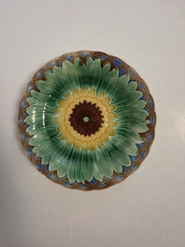 Wedgwood majolica sunflower - majolica,