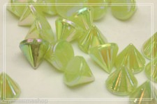 50pz Borchie sfuse a cono da cucire colore giallo effetto aurora boreale1X0,9cm