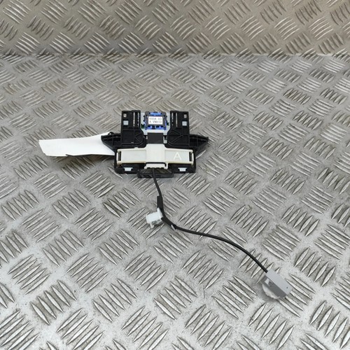 Lexus mk1 az10 antenna - lexus,