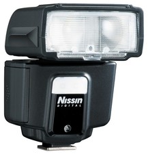 Flashgun Nissin i40 - Fuji Fit