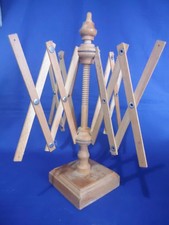 Vecchio Dipanatore Di Filati Filarino Arcolaio In Legno Da Tavolo