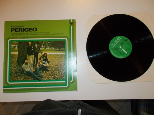 Perigeo attraverso - il,
