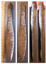 Serie speciale: Perfetto PUGNALE TIPO III b. CON BELLA DESQUAMAZIONE.  Neolitico danese