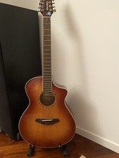 Chitarra Acustica Elettrificata 12 corde Breedlove usata sunburst come nuova