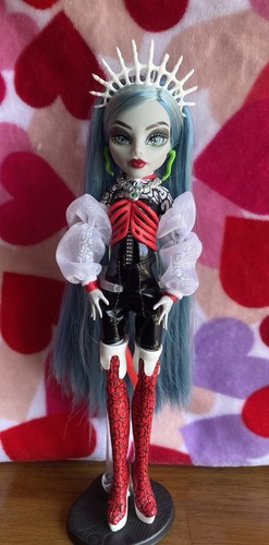 Monster high ghouluxe ghoulia - ghouluxe,