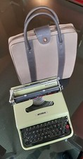 Macchina da scrivere OLIVETTI Lettera 22 -perfetta, con custodia- 1953 