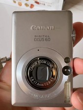 Canon IXUS 60 6.0MP 3X Zoom Ottico CCD Digital Cam Lingua Inglese Facile Uso