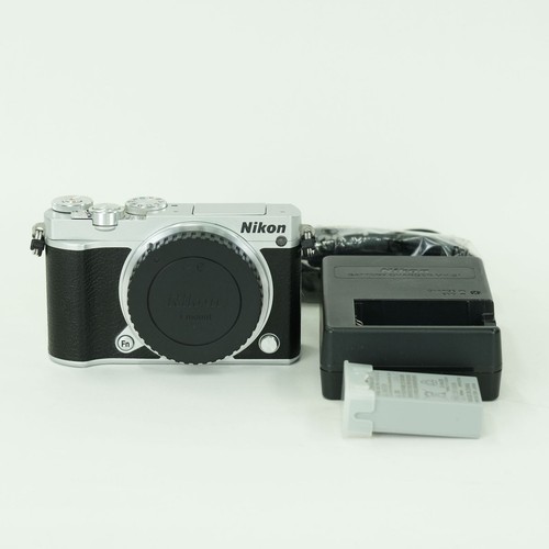 Nikon1 case argento - nikon1,