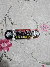 Finger Skate Tribal  