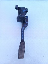 PEDALE ACCELLERATORE OPEL CORSA C ANNO 2001 ( 1.2. BENZINA / 75cv) 