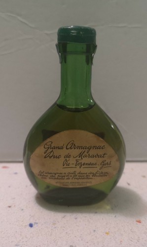 Miniature mignon grand - /,
