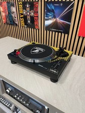 Technics SL1200 M7B Limited Edition Lamborghini