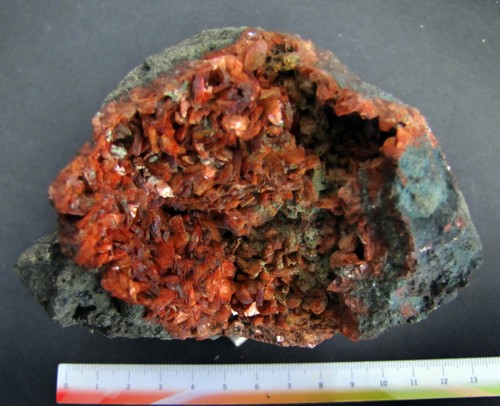 Minerali cristalli rossi - ,