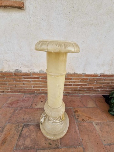 Vecchia colonna lampada in - vecchia,