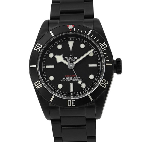 Tudor heritage black - tudor, bay