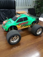 RC Model Traxxas E-Maxx (prima