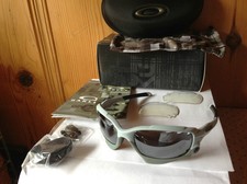 NUOVO Oakley GP-75 Racing