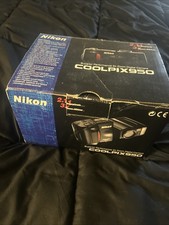 Nikon Coolpix 950 1,9