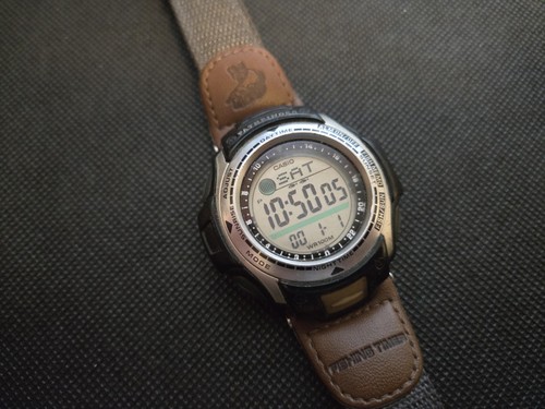 Casio pathfinder moonphase - casio,
