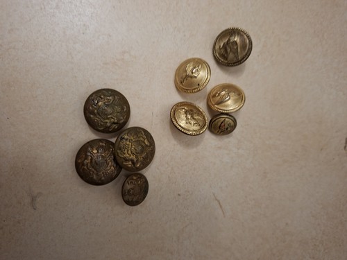Lotto vecchi bottoni militati - bottoni,