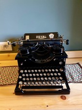 Macchina da scrivere