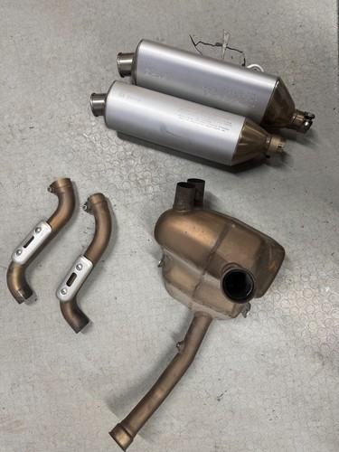 Scarico originale ducari