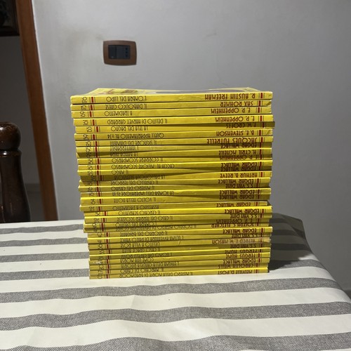 Lotto libri giallo - lotto, 31