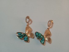 Orecchini colore oro e