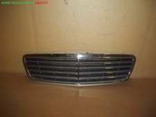 GRIGLIA ANTERIORE PER MERCEDES Classe C S. Wagon W203 A20388002237246 (01>04)