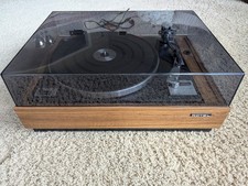 ROTEL RP-1100Q Giradischi