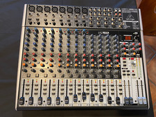 Mixer Behringer X2222USB a 22
