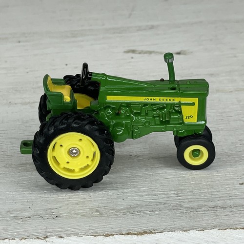 Ertl john deere mini - deere,