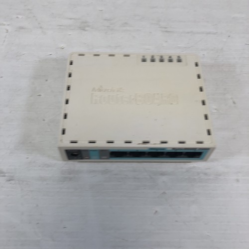Microtik routerboard rb250gs - routerboard,