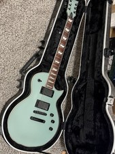 Chitarra elettrica ESP LTD EC-401 verde con custodia