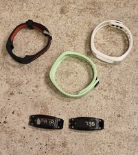 2 Garmin Vivofit 2 Activity