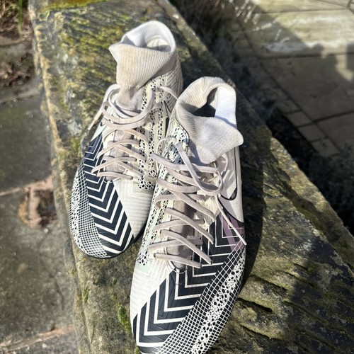Vecchie scarpe calcio - nike,