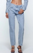 ZARA WOMAN HIGH-RISE STRAIGHT