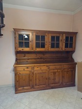 Salotto con mobile arte