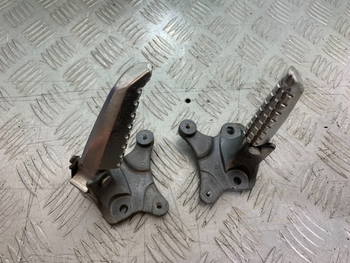 Piedi sinistri destro yamaha - piedi, e