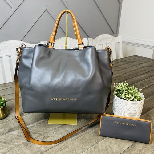 Dooney bourke city set - &,